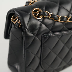 Chanel Classic Flap Small Black (microchip)