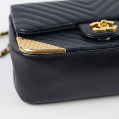 Chanel Rock The Corner Flap