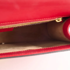 Gucci Sylvie Medium Chain Bag Red