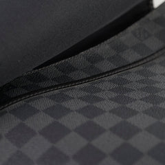 Louis Vuitton Messenger Bag Damier Graphite