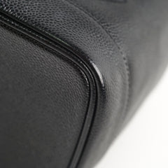 Chanel Vintage Vanity Caviar Black