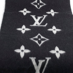 Louis Vuitton Giant Monogram Reykjavik Scarf Black