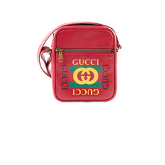 Gucci Logo Messenger Crossbody Red