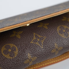 Louis Vuitton Pochette Twin GM Monogram