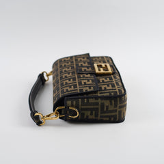 Fendi Baguette Medium Zucca