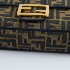 Fendi Baguette Medium Zucca