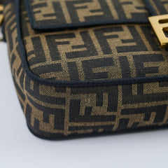 Fendi Baguette Medium Zucca
