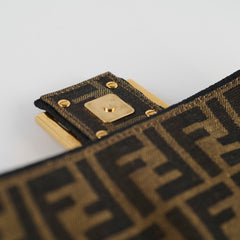 Fendi Baguette Medium Zucca