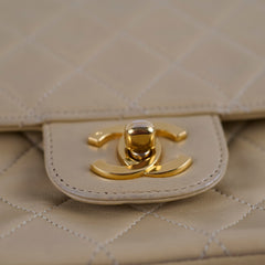 Chanel Vintage 24k M/L Classic Flap Beige