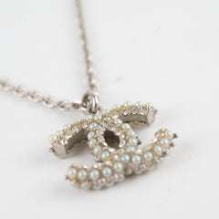Chanel CC Logo Pearl Pendant Necklace