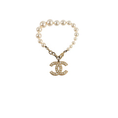 Chanel CC Logo Pearl Bracelet