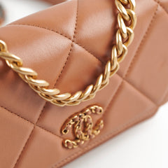 Chanel 19 Wallet On Chain WOC Caramel