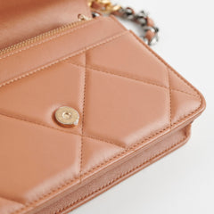 Chanel 19 Wallet On Chain WOC Caramel