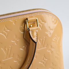 Louis Vuitton Alma PM Vernis Beige