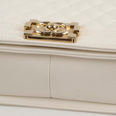 Chanel Boy Old Medium White Caviar (microchip)