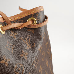 Louis Vuitton Petite Neo Noe Monogram