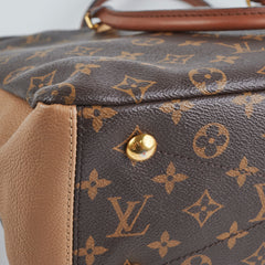 Louis Vuitton Pallas MM Monogram Bag