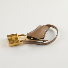 Hermes Kelly 28 Tadelakt Etoupe Stamp A