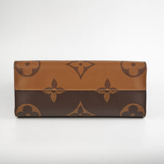 Louis Vuitton MM On the Go Reverse Monogram