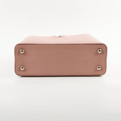 Louis Vuitton Capucines MM Magnolia