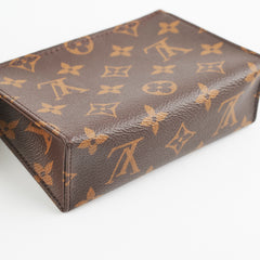 Louis Vuitton Toiletry 15 Monogram