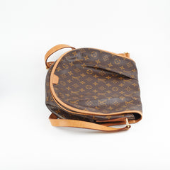Louis Vuitton Monogram Half Moon Bay