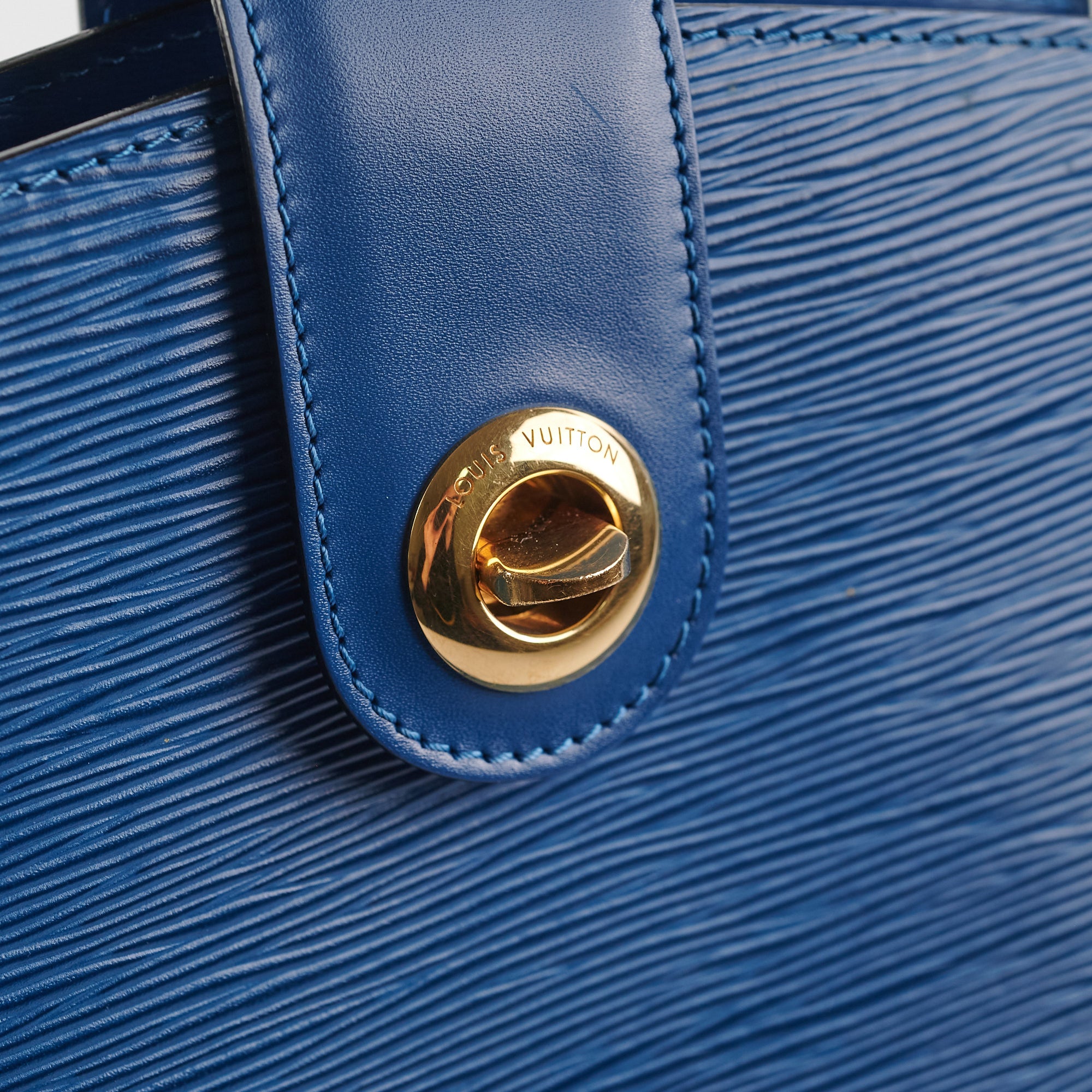Louis Vuitton Vintage Louis Vuitton Cluny Blue Epi Leather Shoulder