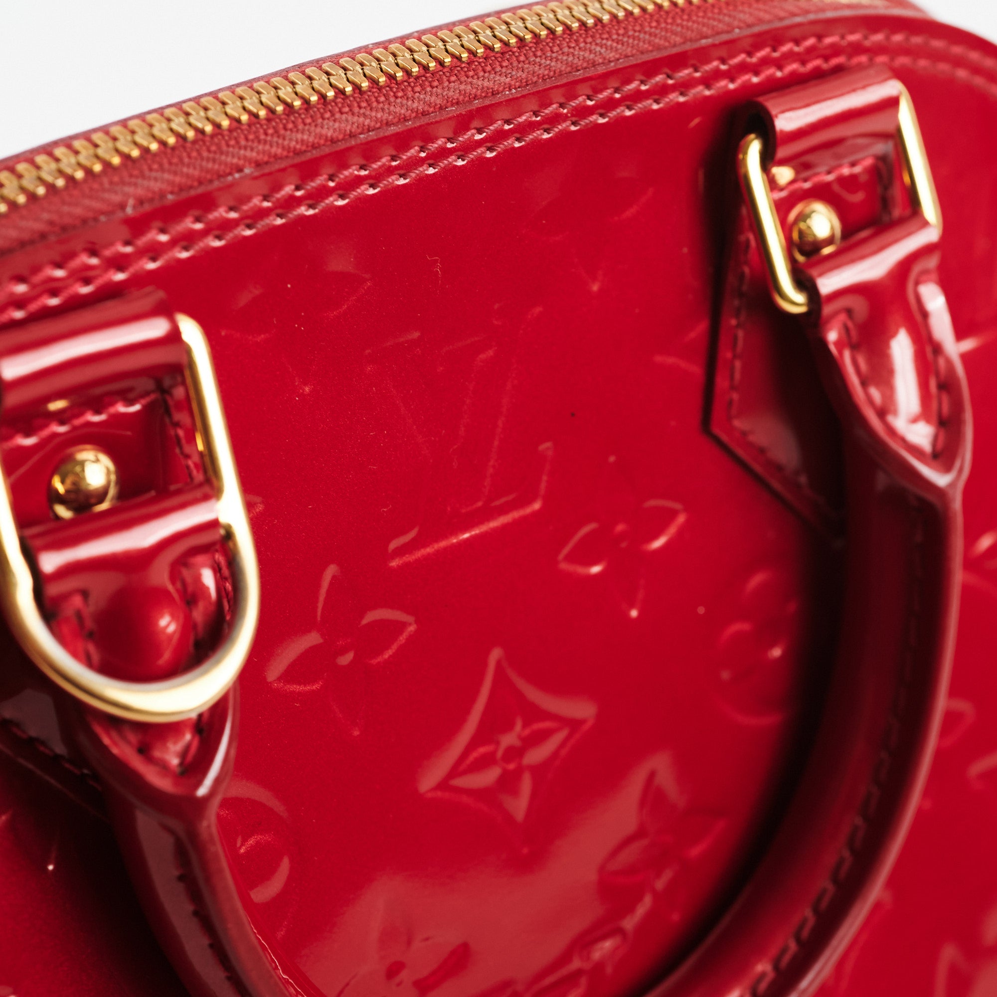 Louis Vuitton Alma BB Red Vernis – ＬＯＶＥＬＯＴＳＬＵＸＵＲＹ