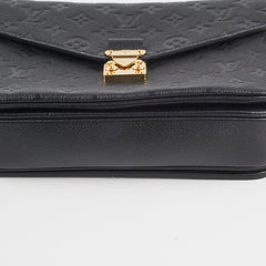 Louis Vuitton Pochette Metis Black