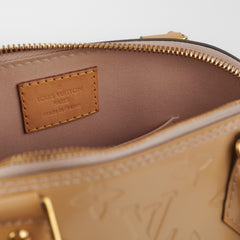 Louis Vuitton Alma BB Vernis Beige