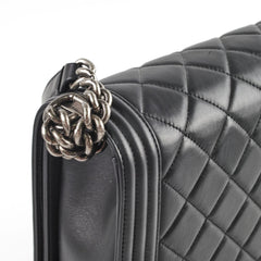 Chanel Boy Large Lambskin Black - Series 19