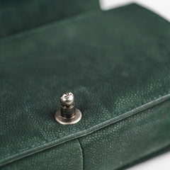 Chanel Old Medium Boy Oliver Green