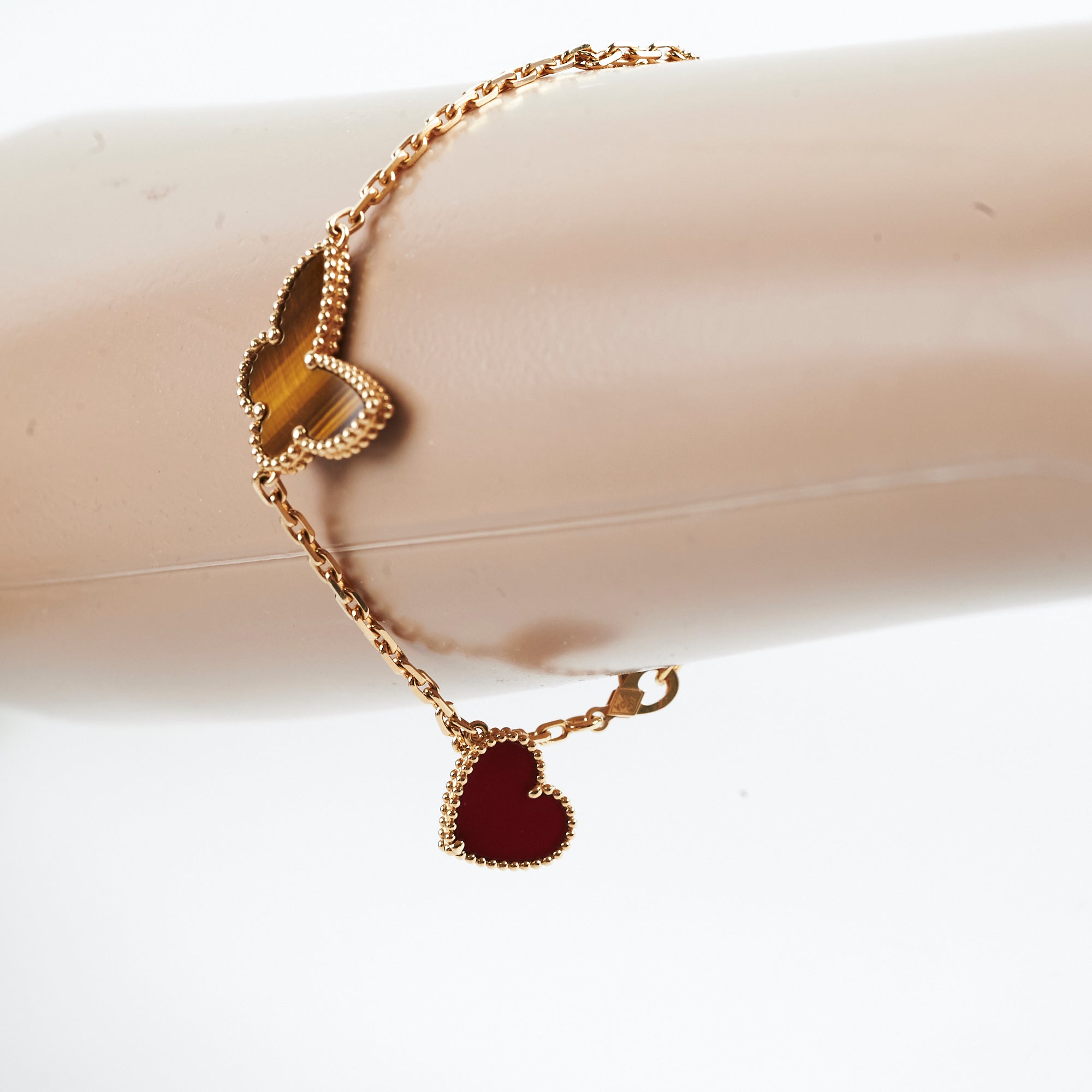 Van Cleef Arpels VCA Lucky Alhambra Bracelet Motifs 2024 – THE