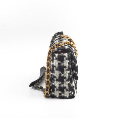 Chanel 19 Tweed Medium/Large 2020