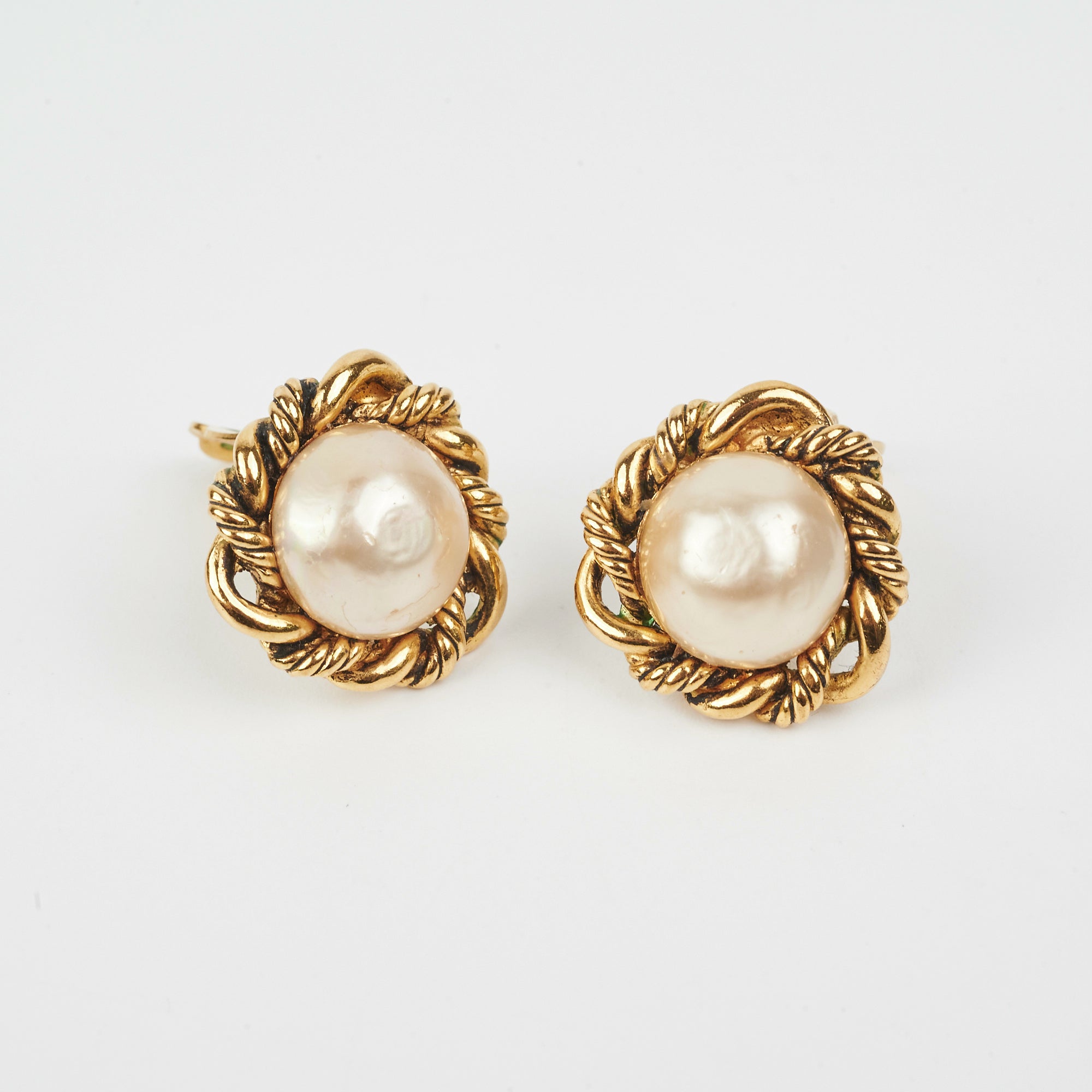 Chanel Vintage Pearl Earring Clasp - THE PURSE AFFAIR
