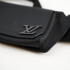 Louis Vuitton Takeoff Sling Black