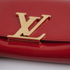 Louis Vuitton Louise MM Red Vernis Clutch