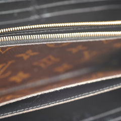 Louis Vuitton Monogram Wallet