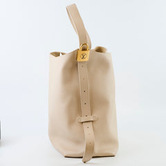 Louis Vuitton Low Key Hobo MM Grained Calfskin Beige