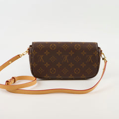 Louis Vuitton Ivy Wallet On Chain Monogram