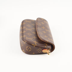 Louis Vuitton Ivy Wallet on Chain Monogram