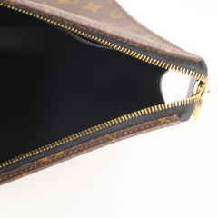 Louis Vuitton Toiletry Pouch 26 Monogram