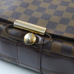 Louis Vuitton Men's Messenger Bag Damier Ebene