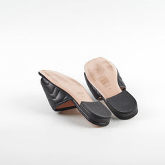 Gucci Marmont Black Leather Flats Size 34