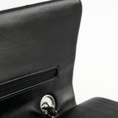 Chanel Classic Flap Medium M/L Lambskin Black