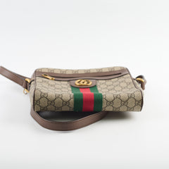 Gucci GG Surpreme Messenger Bag Beige