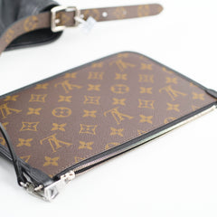 Louis Vuitton Carryall Vibe MM Black Microchip