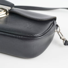 Louis Vuitton Epi Shoulder Bag Black