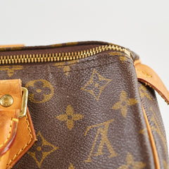 35802. Louis Vuitton Speedy 30 Monogram