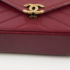 Chanel Seasonal Crossbody Lambskin Burgundy
